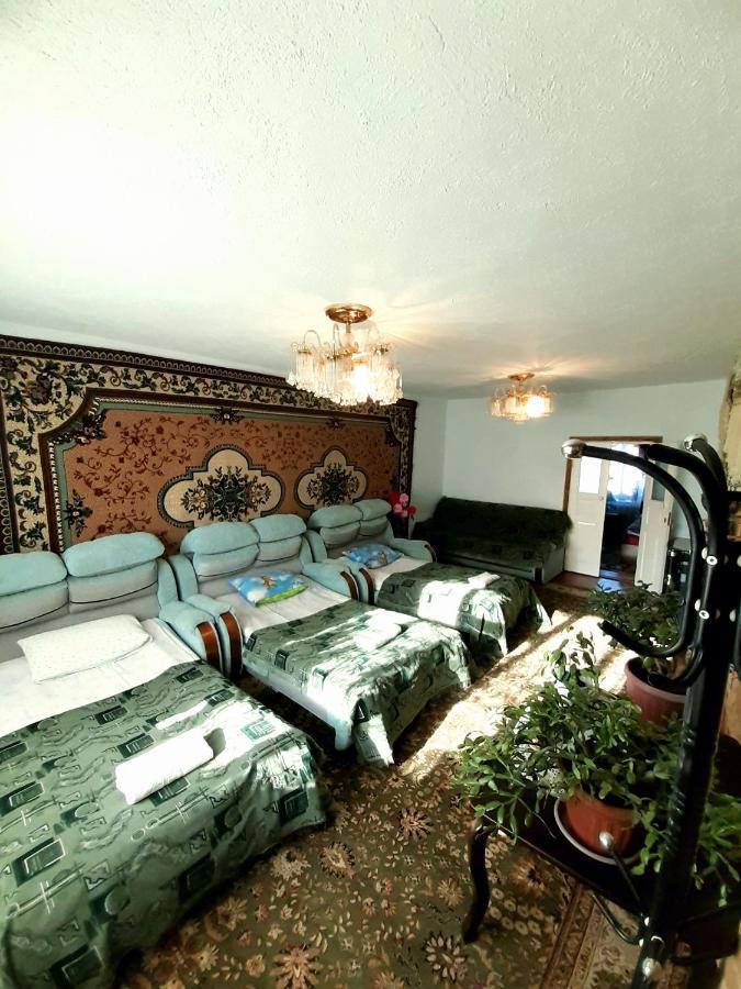 Guesthouse Kishimzhan Talas Zewnętrze zdjęcie